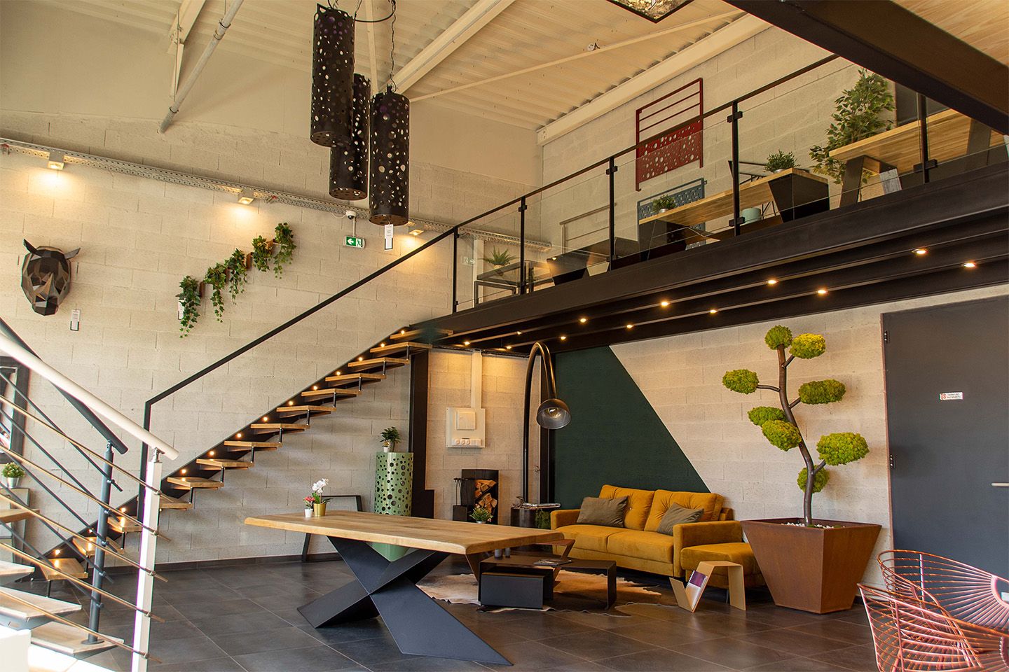 Escamétal - Escaliers & Mobilier - Showroom à Hauconcourt, Moselle